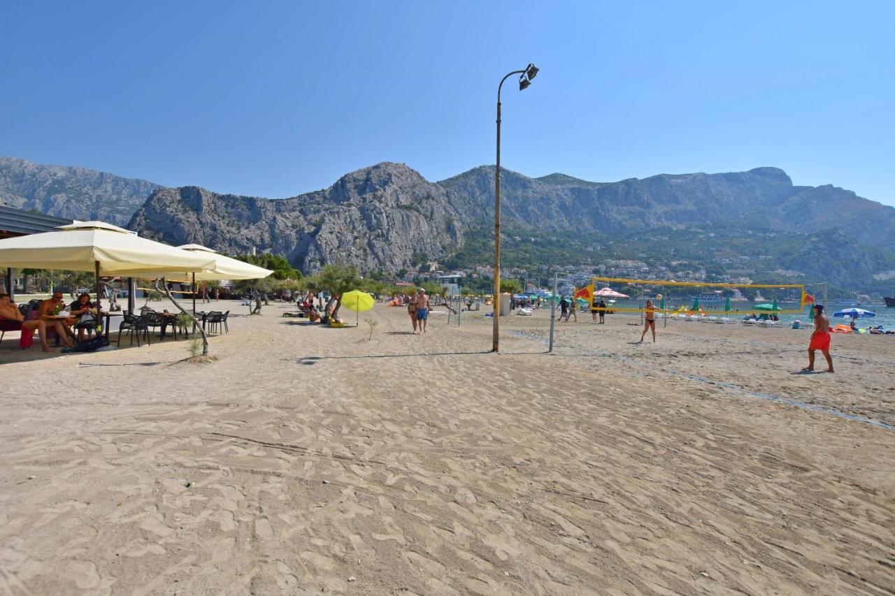 Apartment Mate Omiš Esterno foto